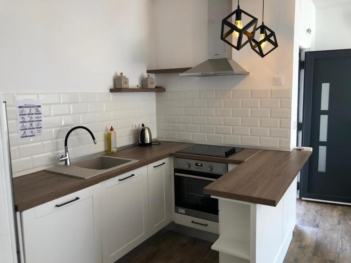 Apartments Martina Tisno Luaran gambar