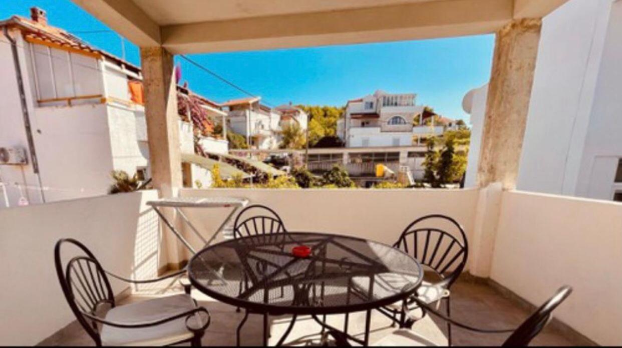 Apartments Martina Tisno Luaran gambar