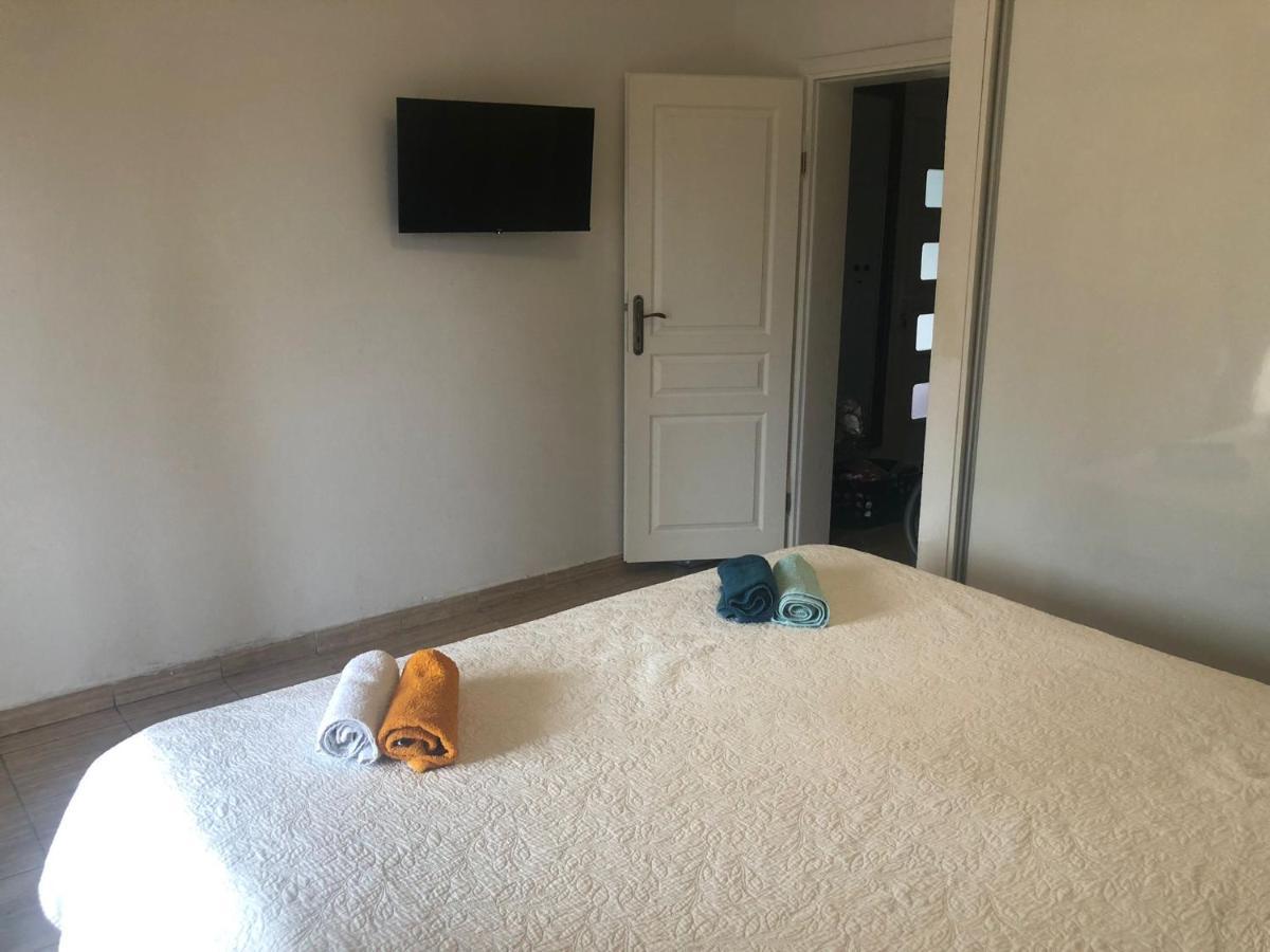 Apartments Martina Tisno Luaran gambar