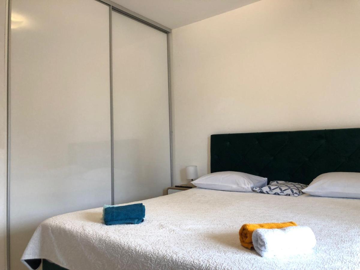 Apartments Martina Tisno Luaran gambar