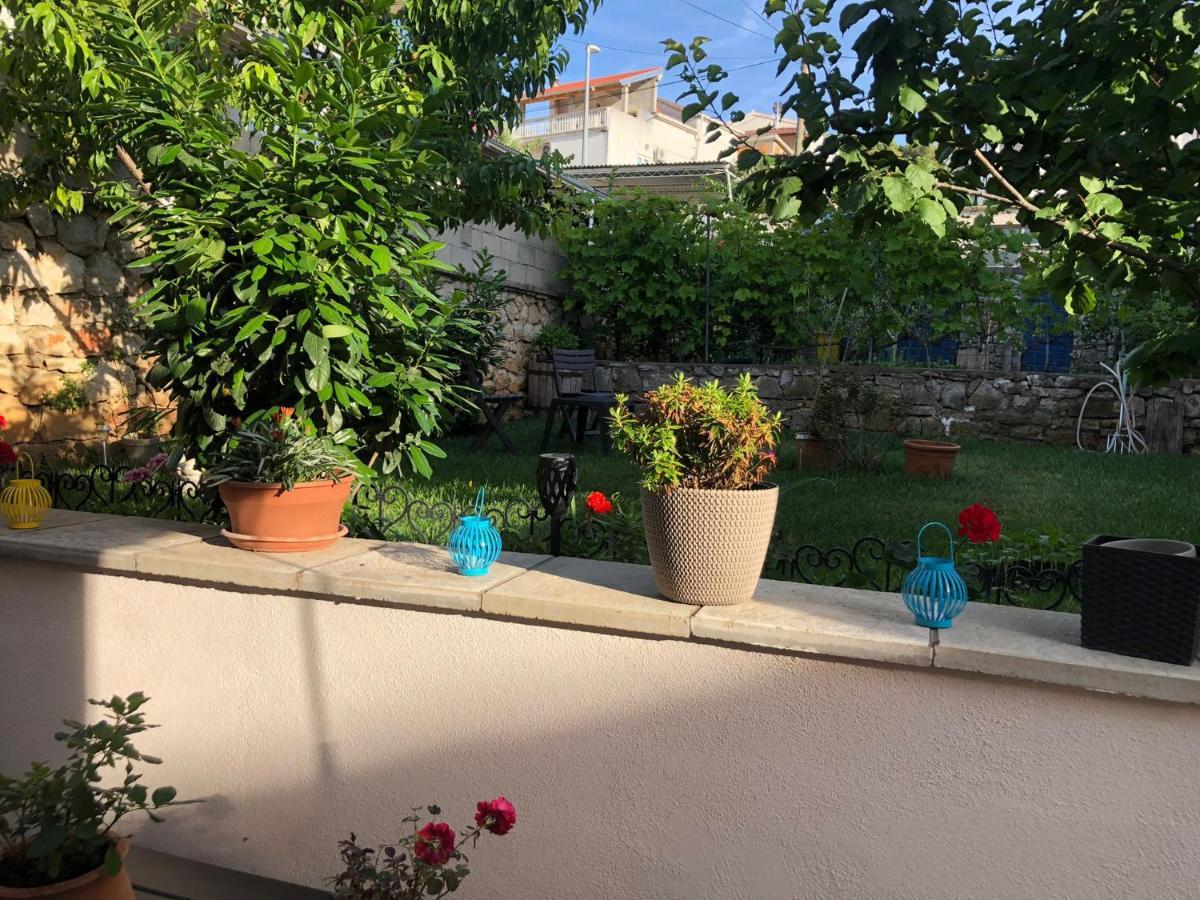 Apartments Martina Tisno Luaran gambar