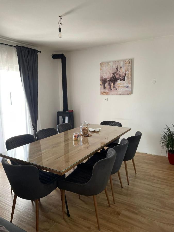 Apartments Martina Tisno Luaran gambar