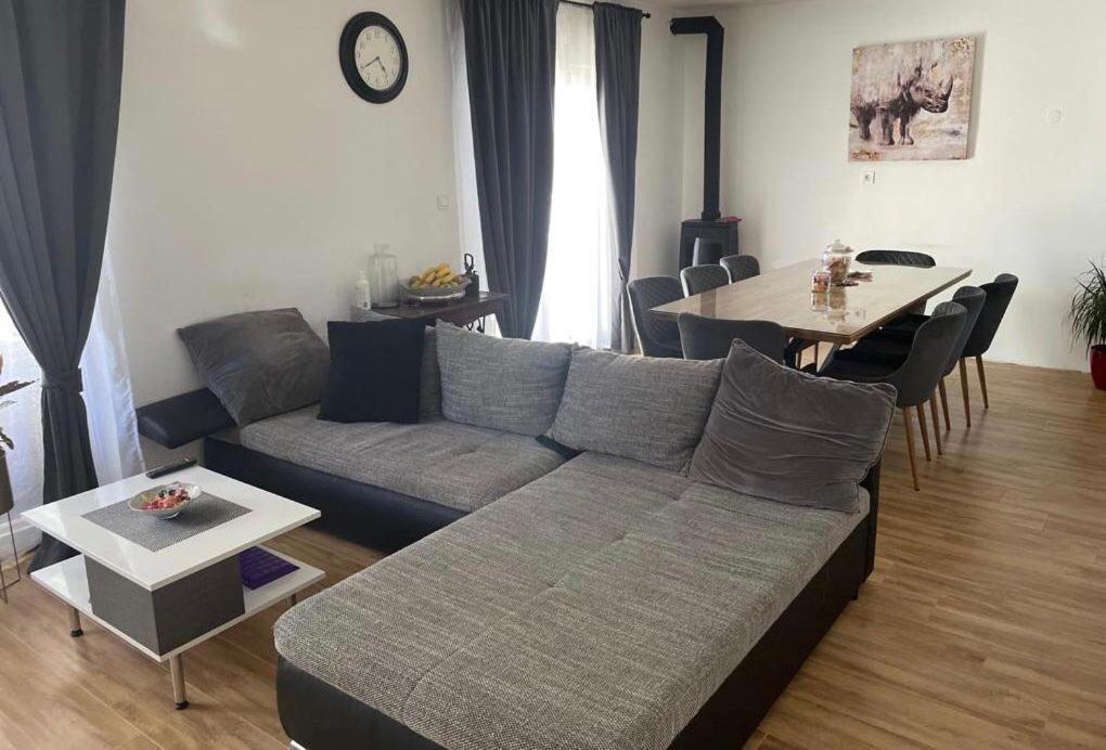 Apartments Martina Tisno Luaran gambar