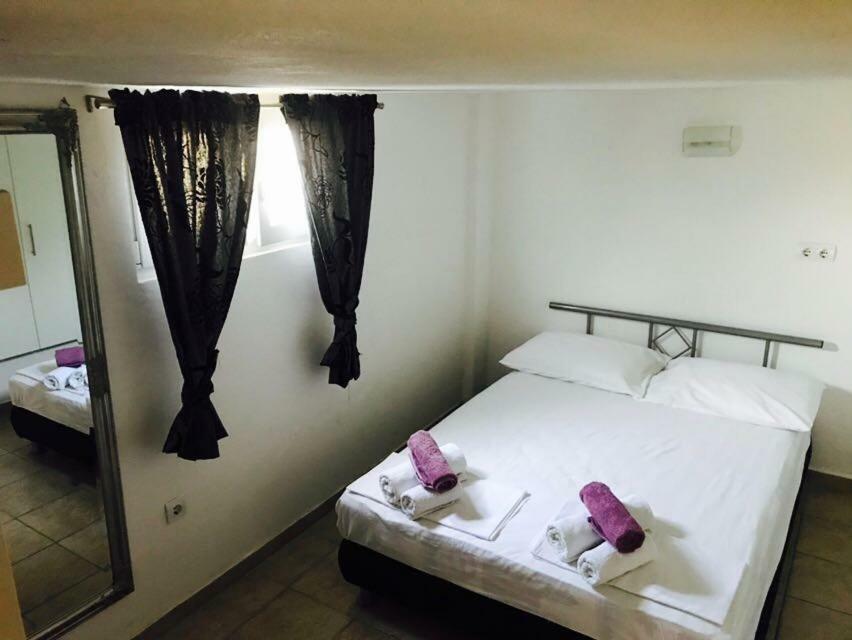 Apartments Martina Tisno Luaran gambar