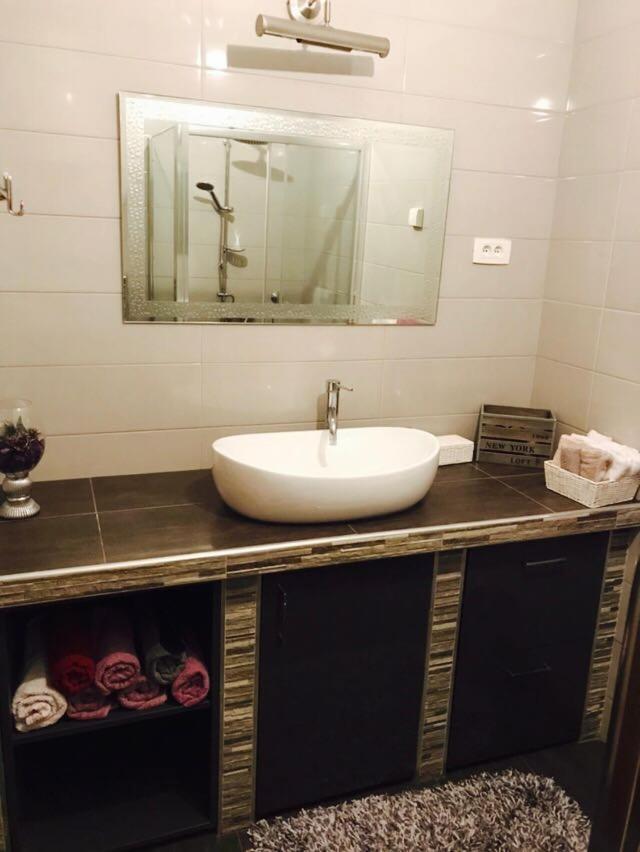 Apartments Martina Tisno Luaran gambar